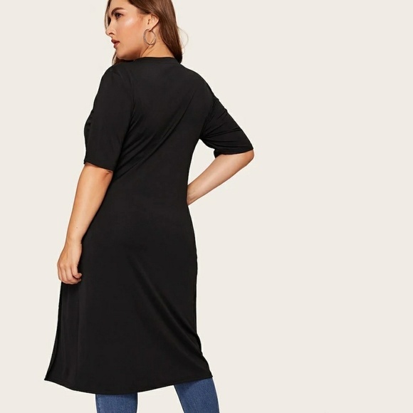 🆕PLUS Split Long line Tee - Picture 3 of 6